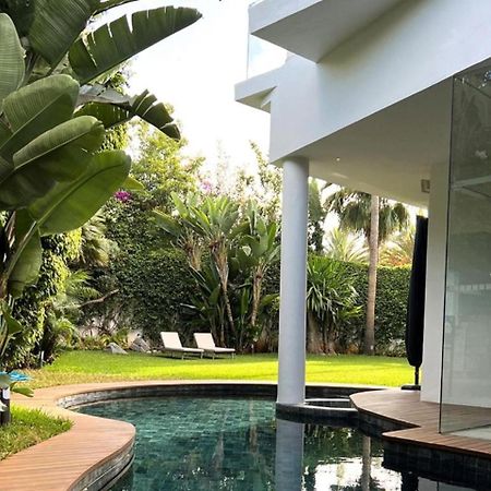 Villa De Luxe Avec Piscine Privee Au Coeur De Casablanca, Maroc Exteriör bild